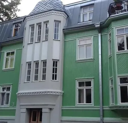 Korter Gozy With Balcony In The Heart Of Kalamaja *